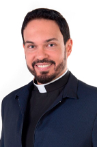 Pe. Adriano Zandoná